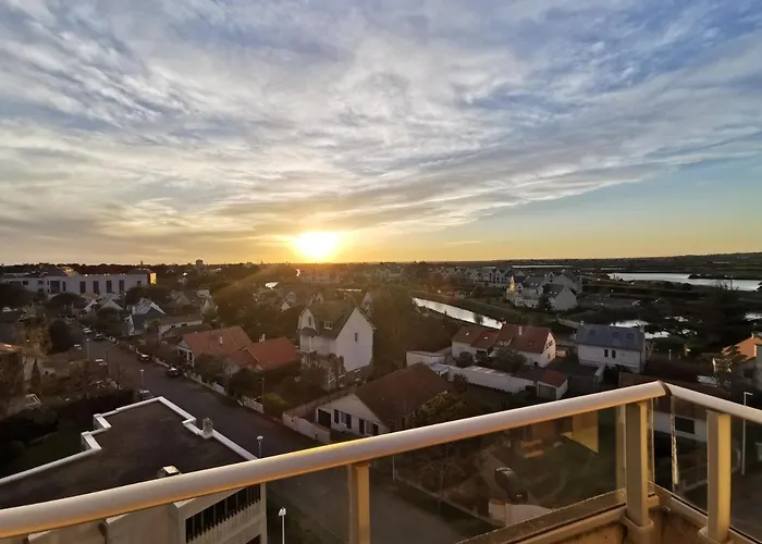 Studio quartier royal avec vélos et vue panoramique